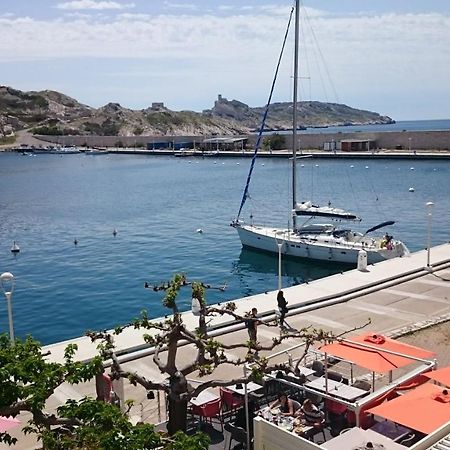 Ferienwohnung Les Pieds Dans L'Eau Sur L'Ile Du Frioul Marseilles Exterior foto